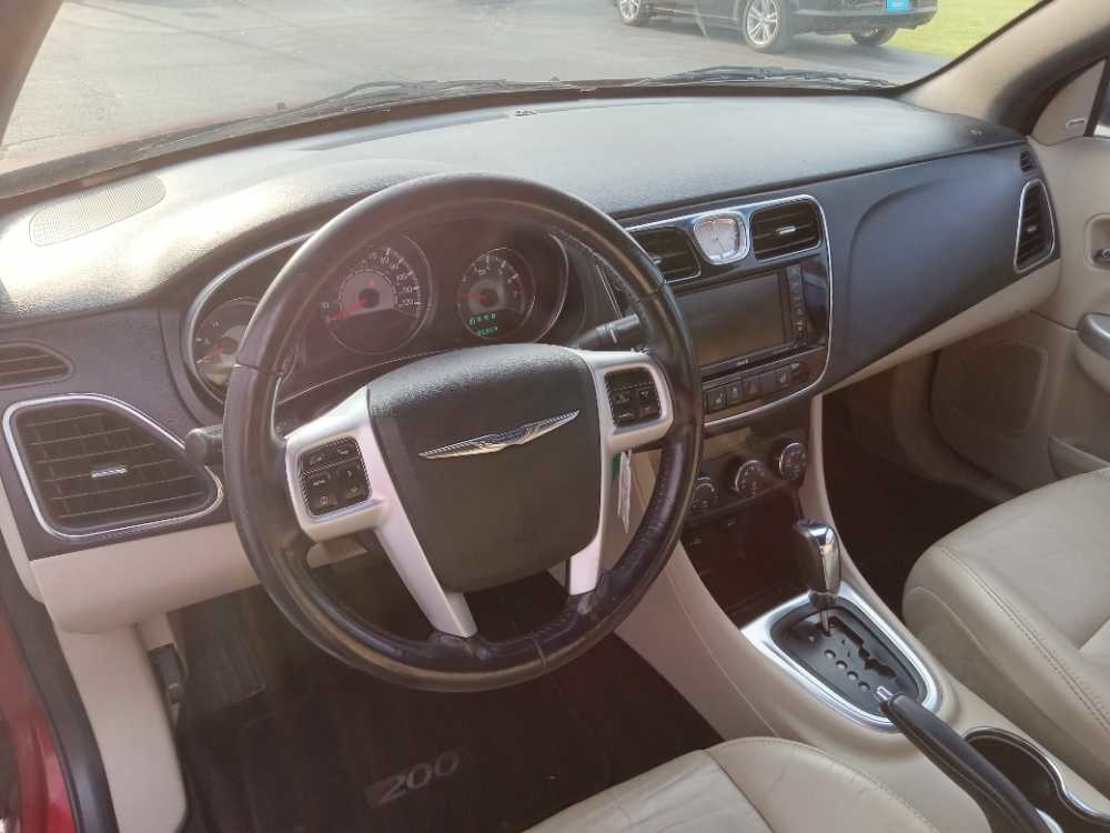 CHRYSLER 200 LIMITED