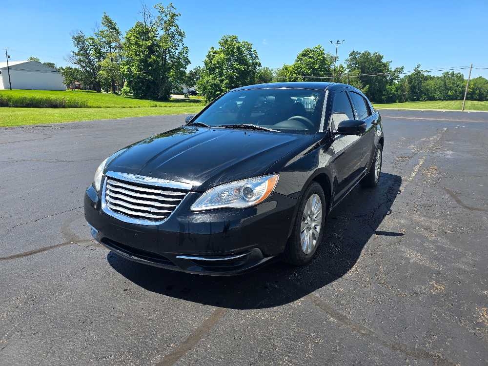 2012 CHRYSLER 200 LX