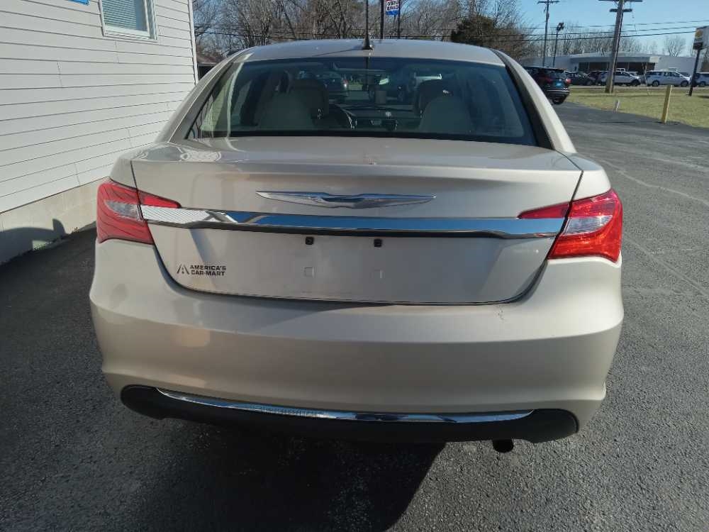 CHRYSLER 200 LX