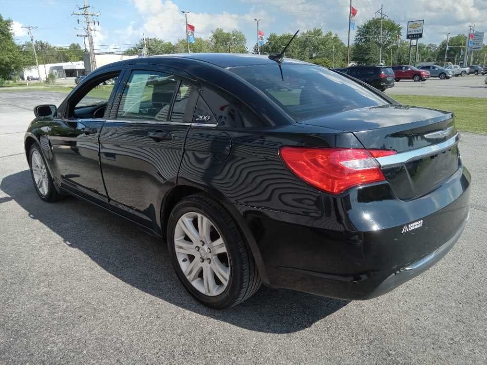 CHRYSLER 200 LX