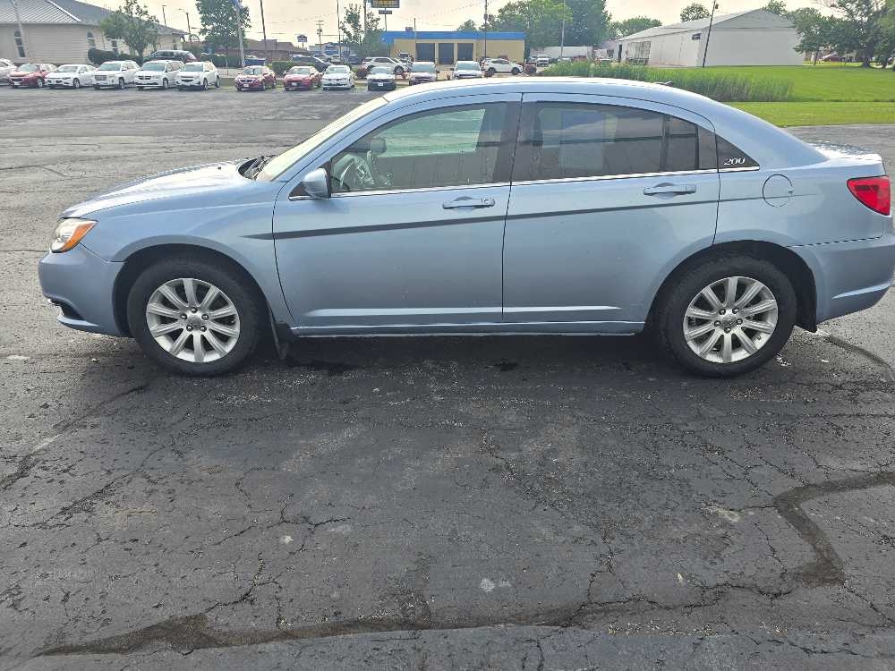 CHRYSLER 200 TOURING