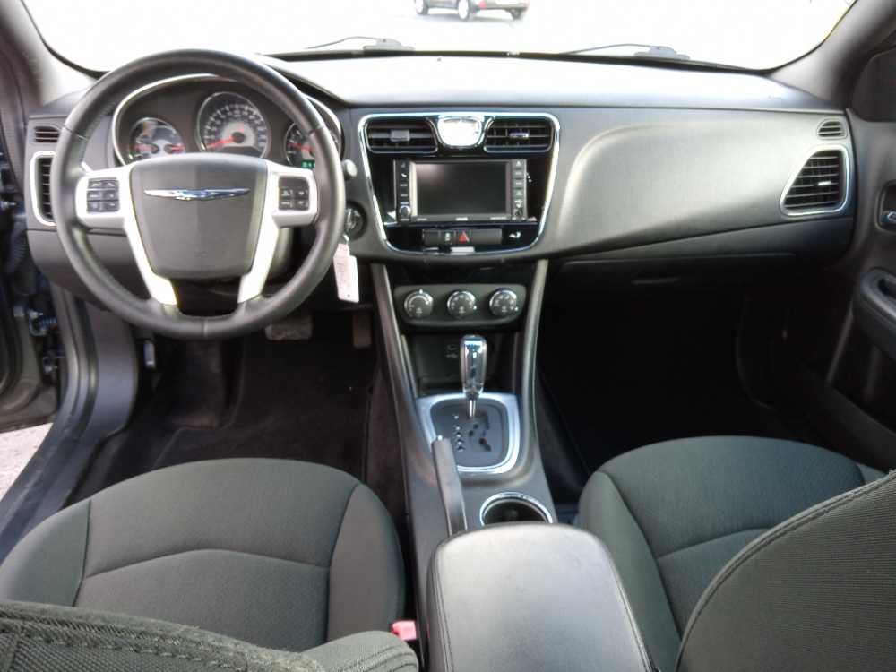 CHRYSLER 200 TOURING