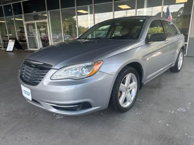 2013 Chrysler 200