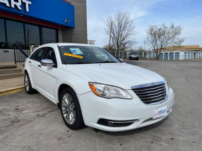 Image of 2013 Chrysler 200 Limited