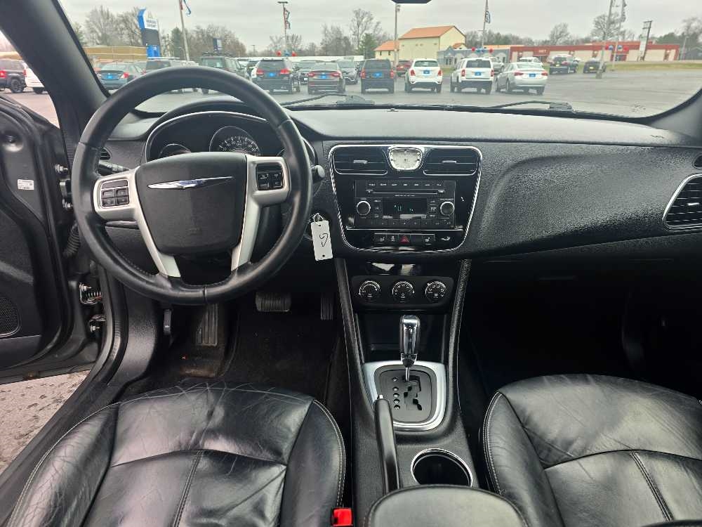 CHRYSLER 200 LIMITED