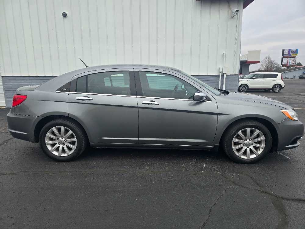 CHRYSLER 200 LIMITED