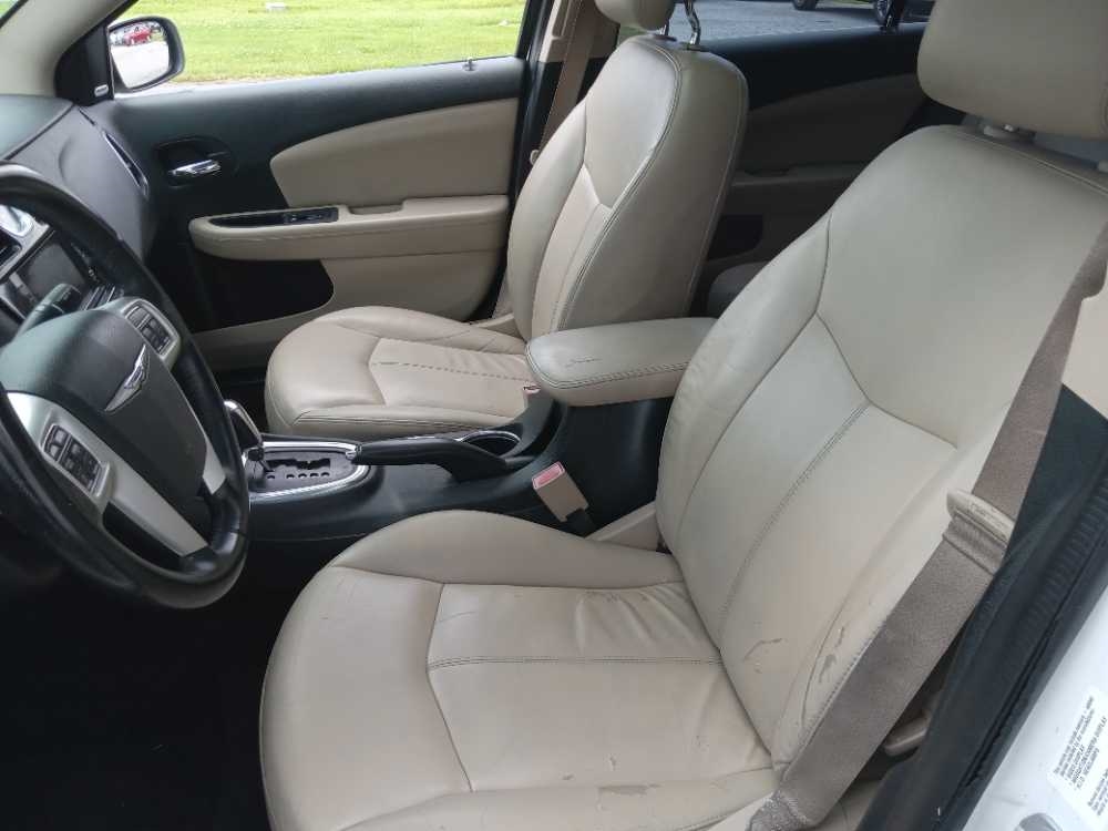 CHRYSLER 200 LIMITED