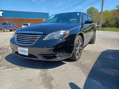 2013 Chrysler 200