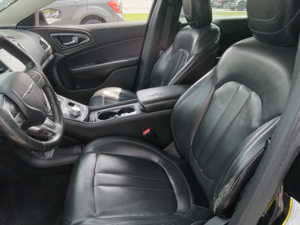 CHRYSLER 200 LIMITED
