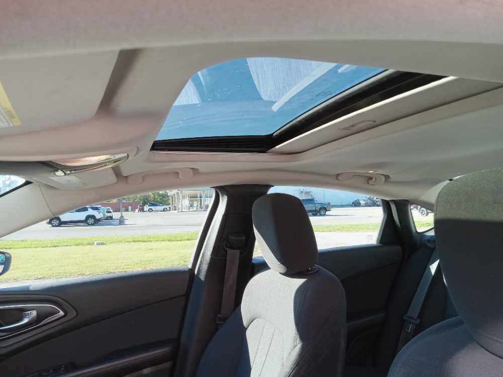 CHRYSLER 200 LIMITED