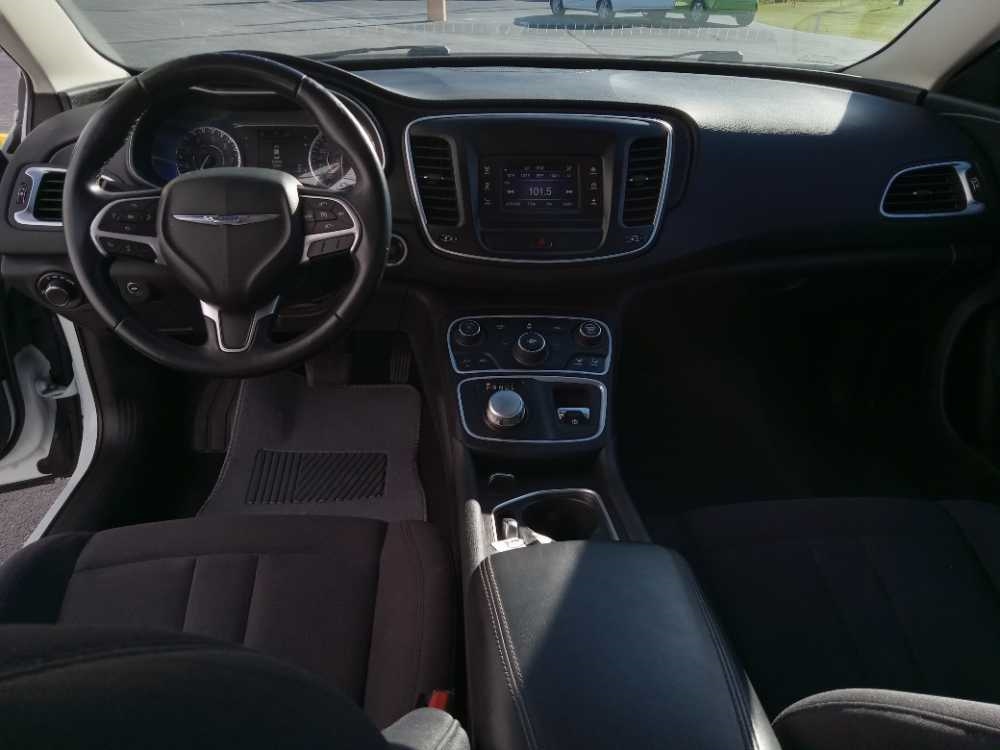 CHRYSLER 200 LIMITED