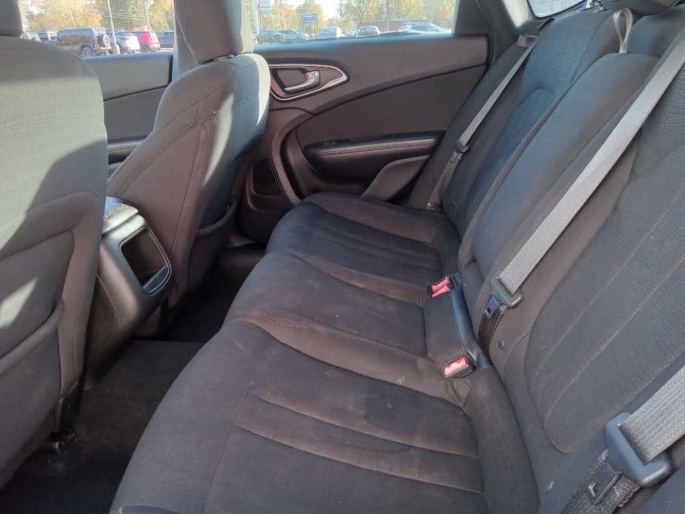 CHRYSLER 200 LIMITED