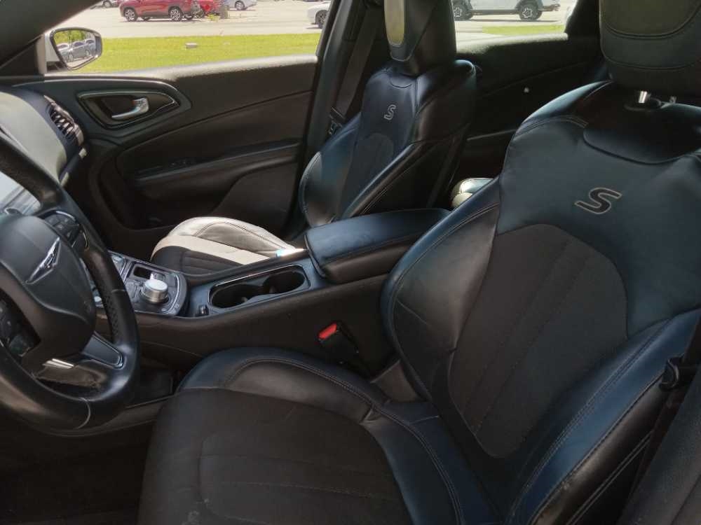 CHRYSLER 200 S