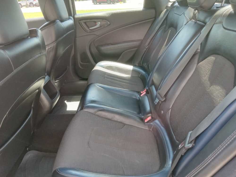 CHRYSLER 200 S