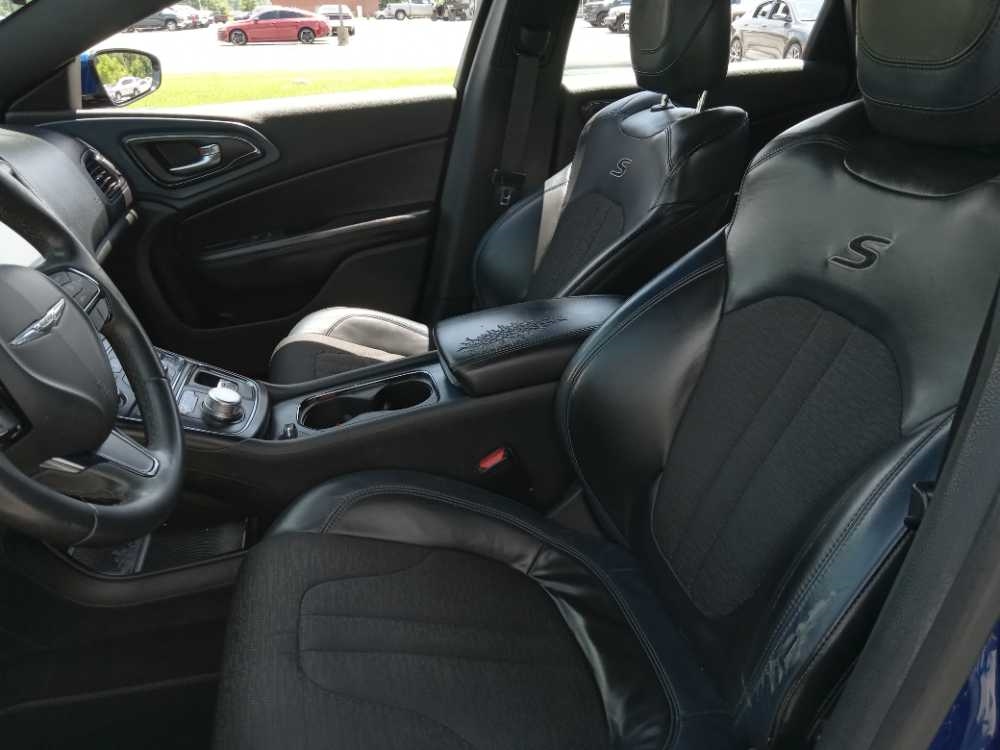 CHRYSLER 200 S