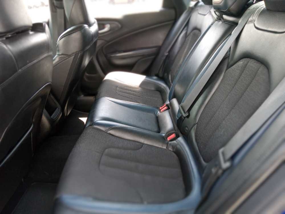 CHRYSLER 200 S