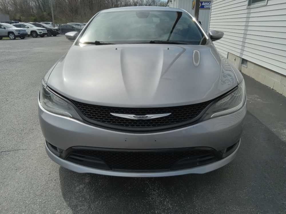 2016 CHRYSLER 200 S