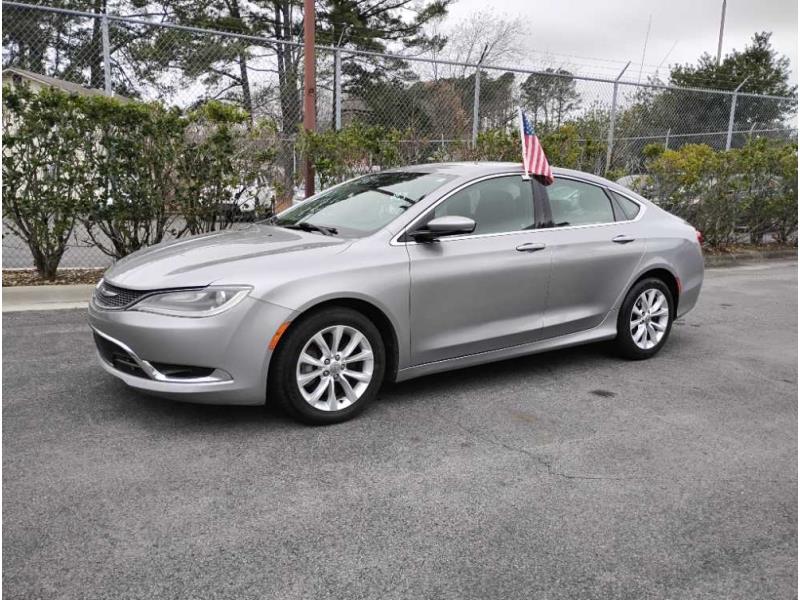 2015 Chrysler 200 C's photo
