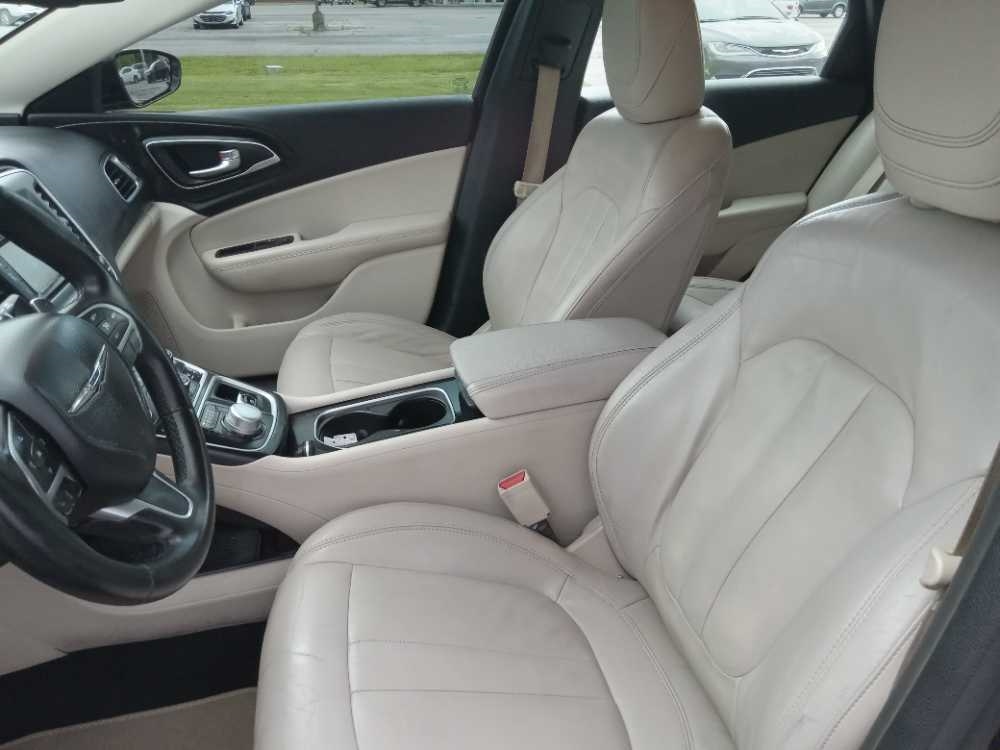 CHRYSLER 200 C