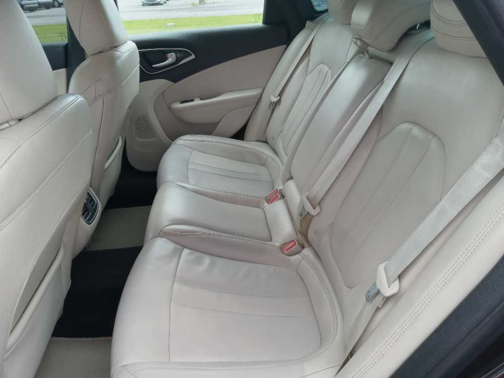CHRYSLER 200 C