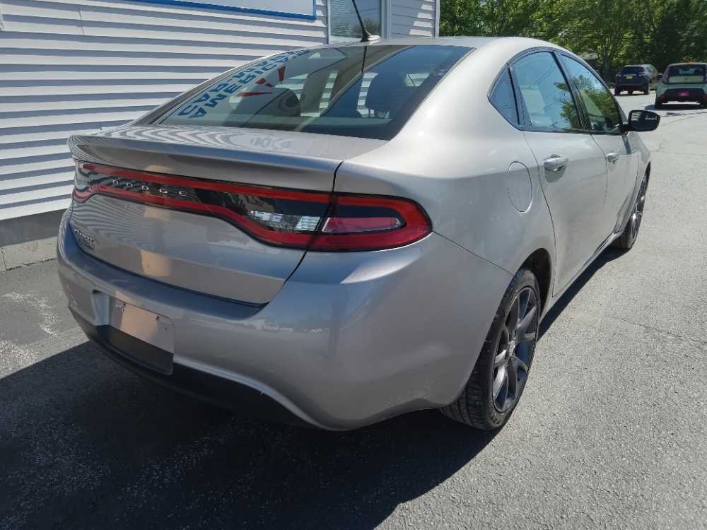 DODGE DART SE