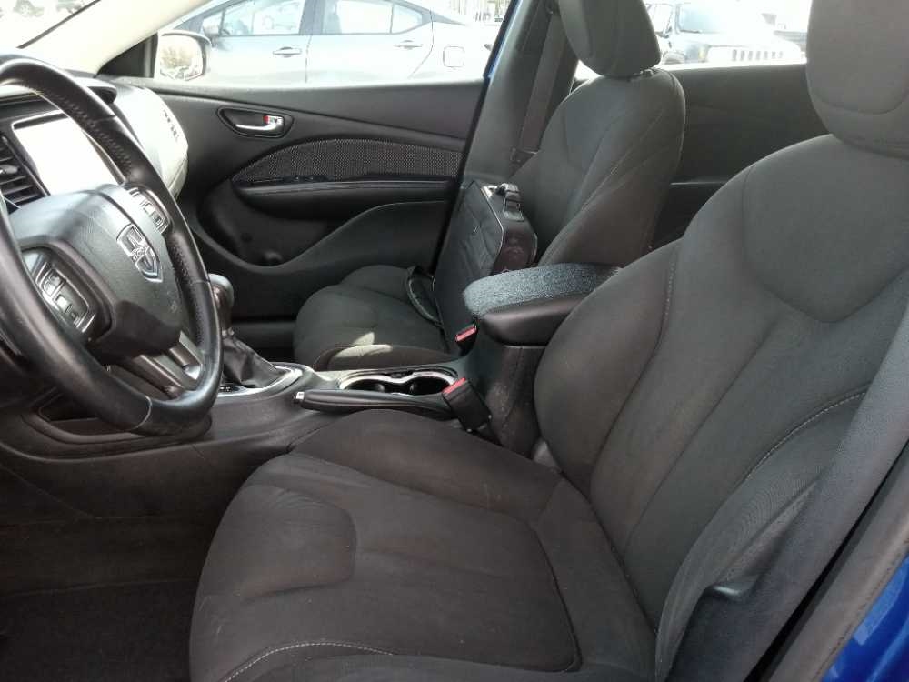 DODGE DART SXT