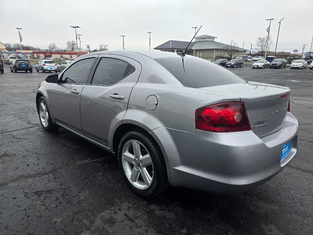DODGE AVENGER SE