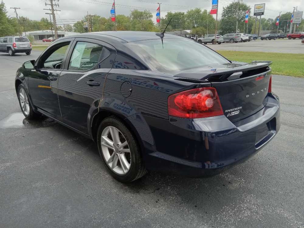 DODGE AVENGER SE
