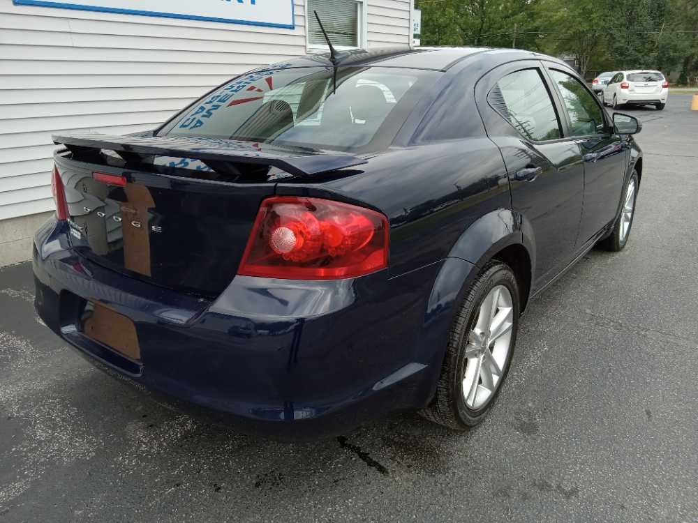 DODGE AVENGER SE