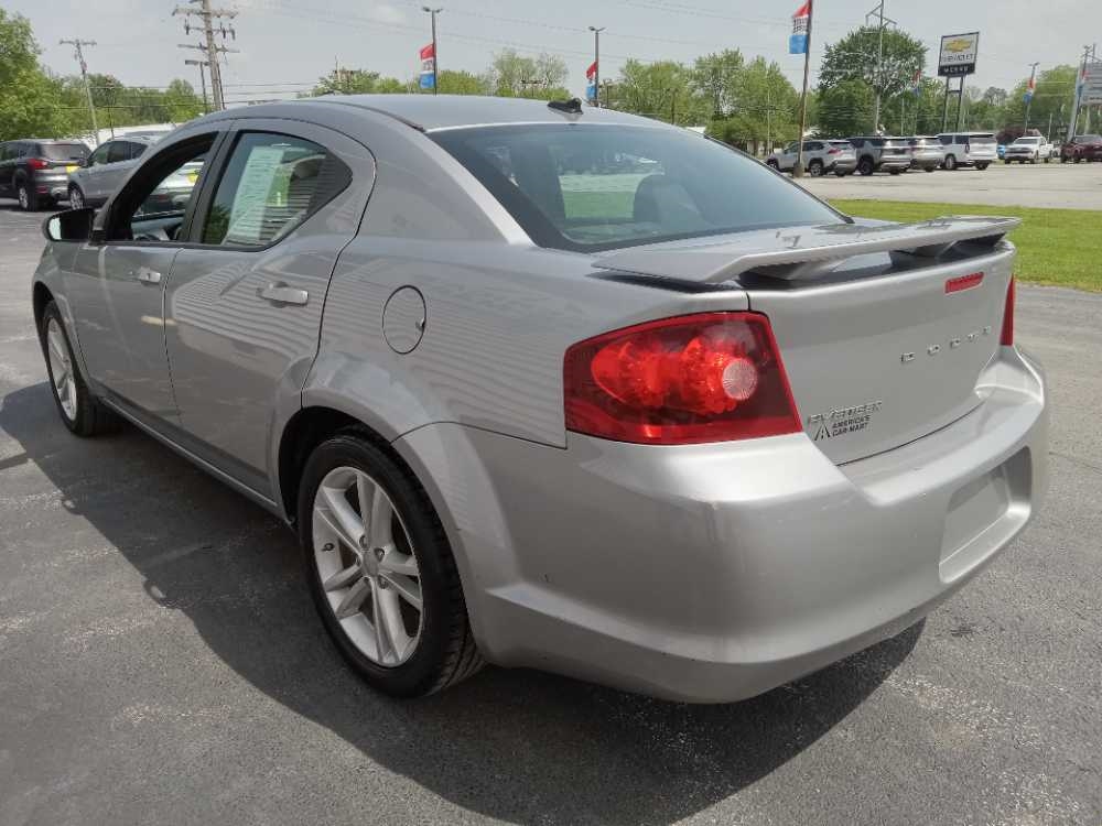 DODGE AVENGER SE