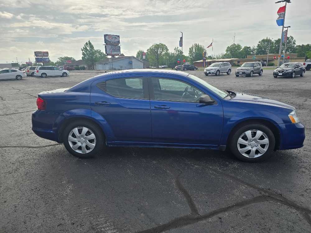 DODGE AVENGER SE