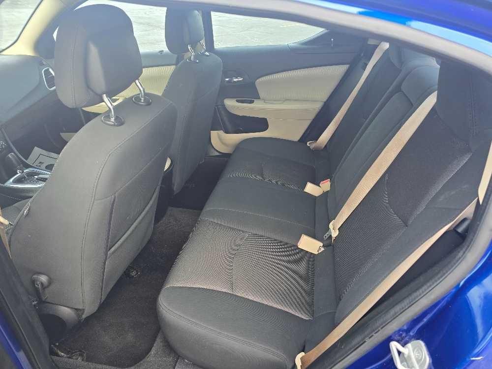 DODGE AVENGER SE