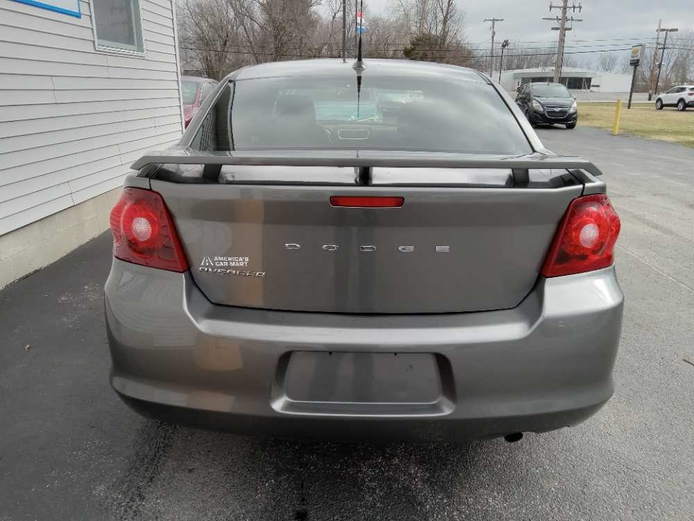 DODGE AVENGER SE