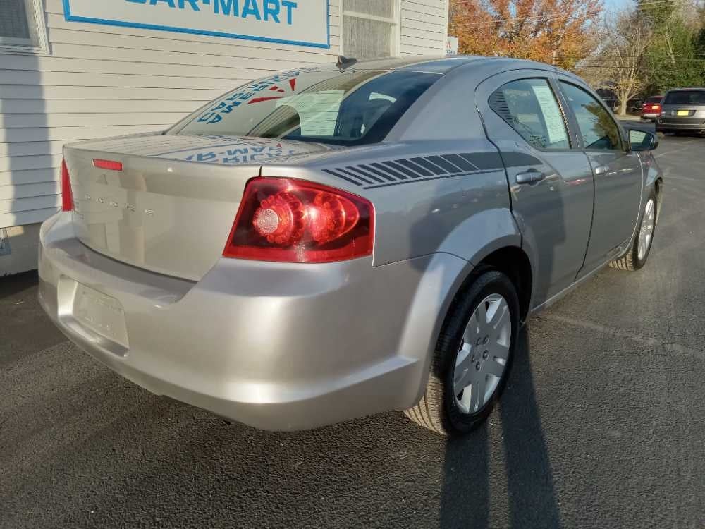 DODGE AVENGER SE