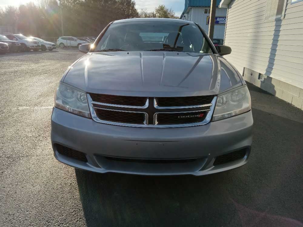 DODGE AVENGER SE