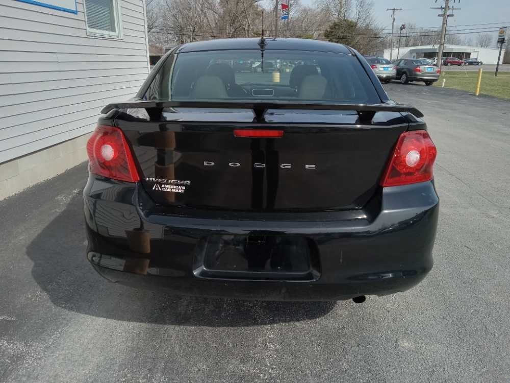 DODGE AVENGER SE