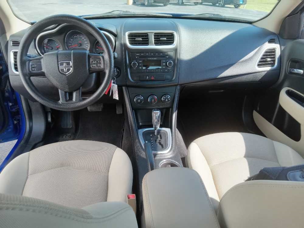 DODGE AVENGER SE