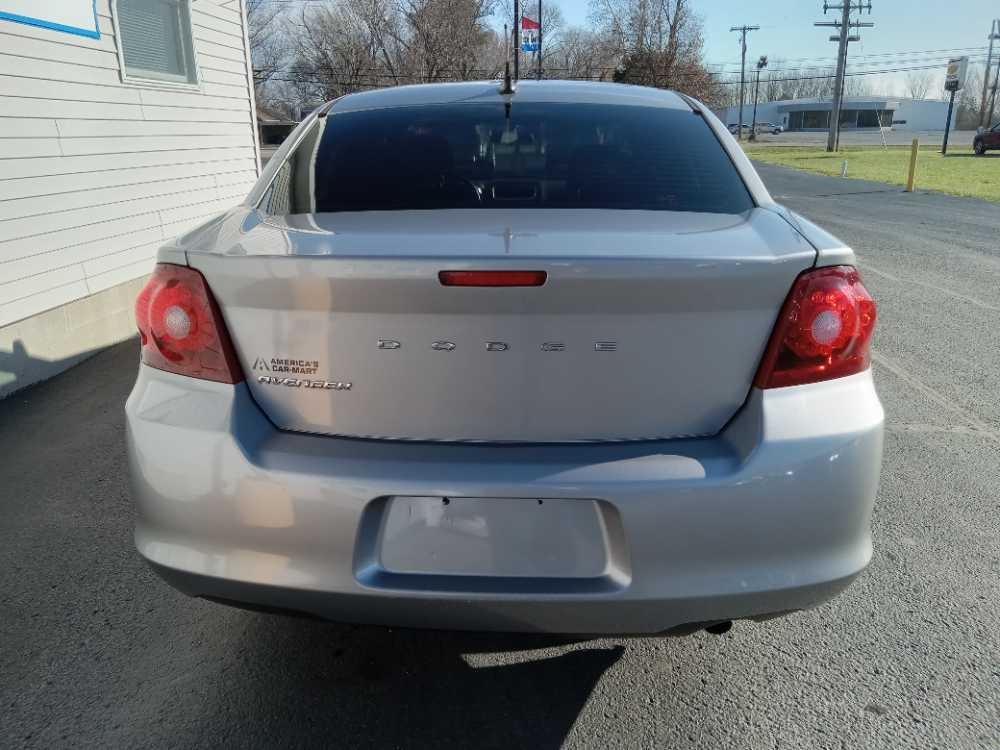 DODGE AVENGER SE