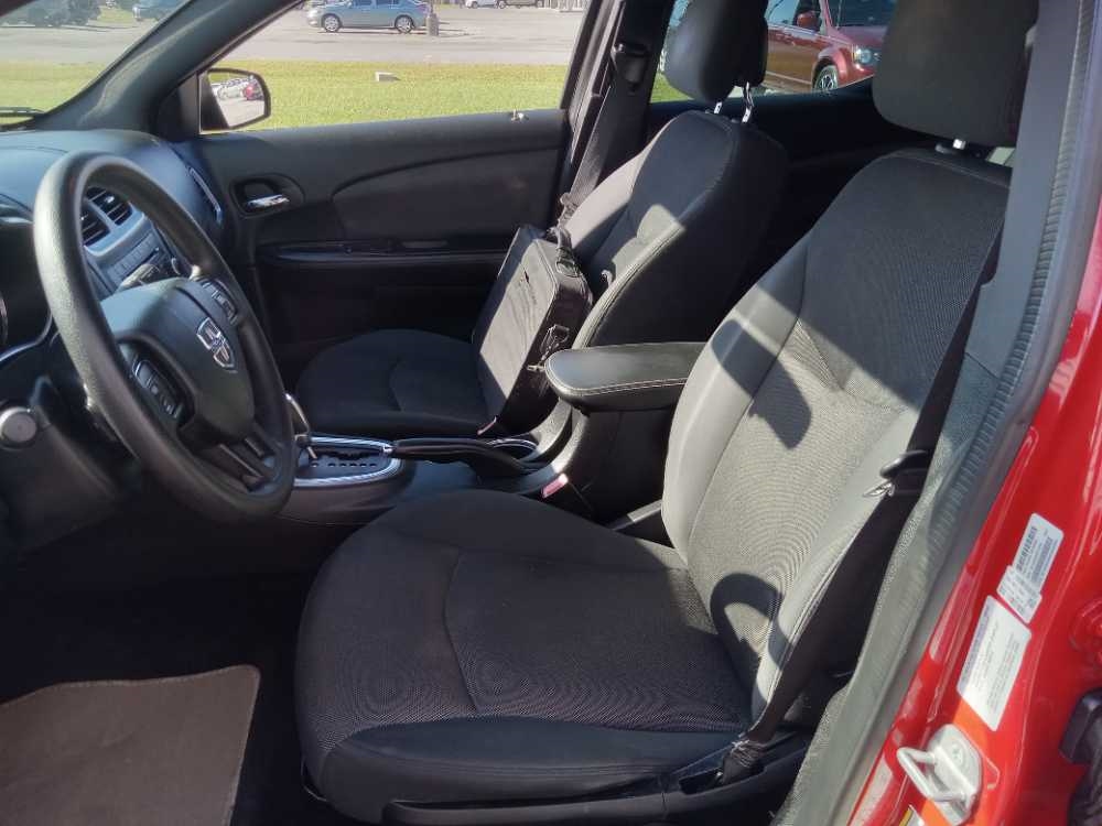 DODGE AVENGER SE