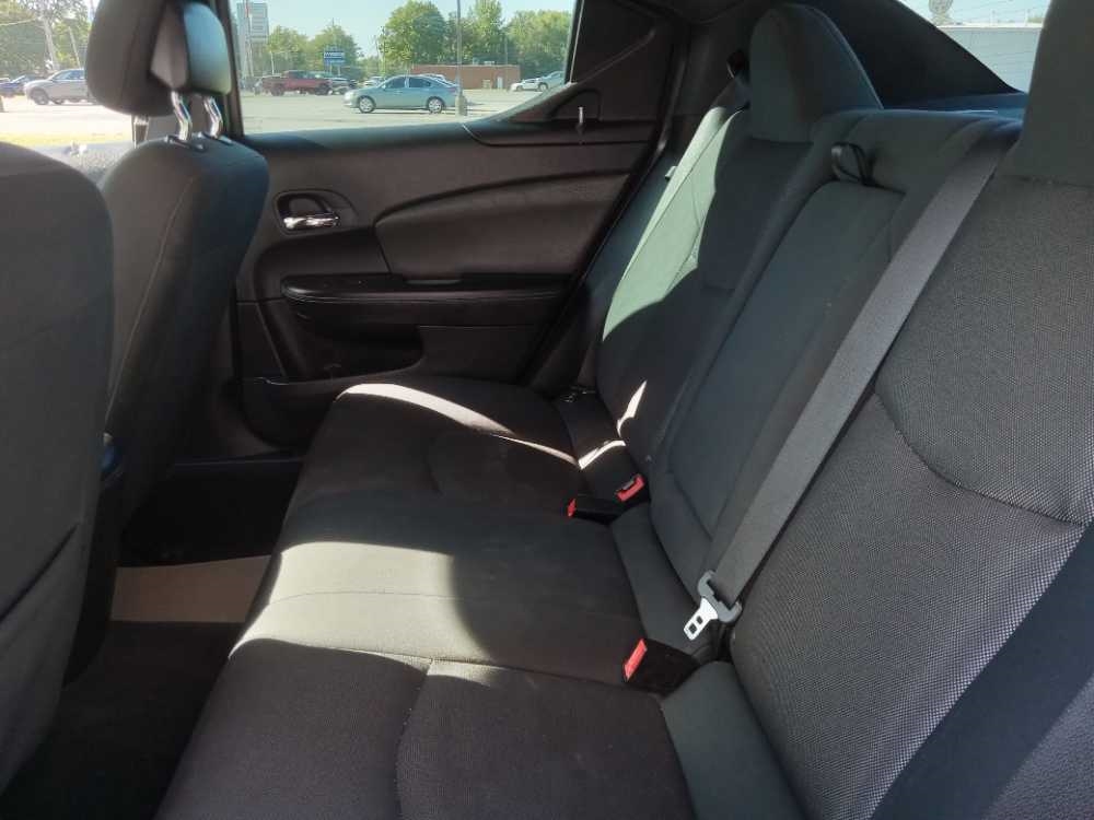 DODGE AVENGER SE