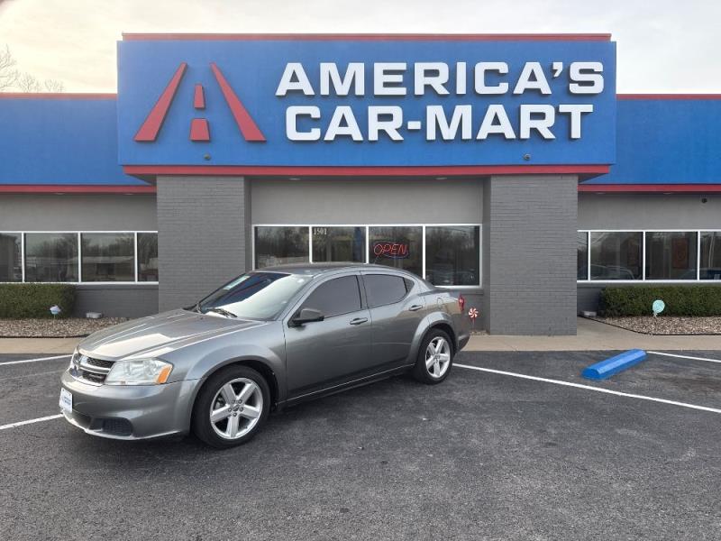 2013 Dodge Avenger SE's photo
