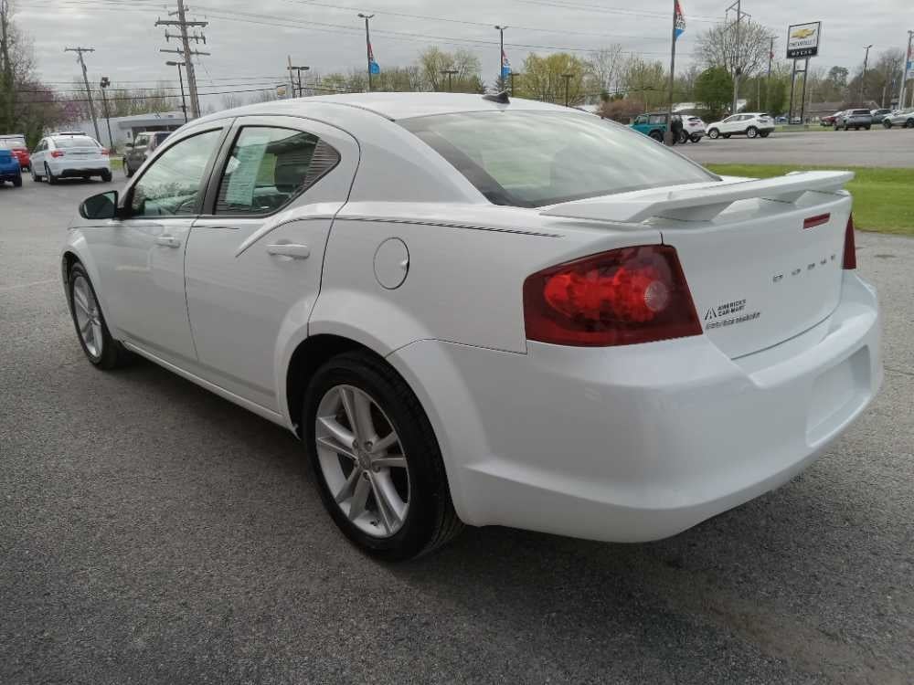 DODGE AVENGER SE