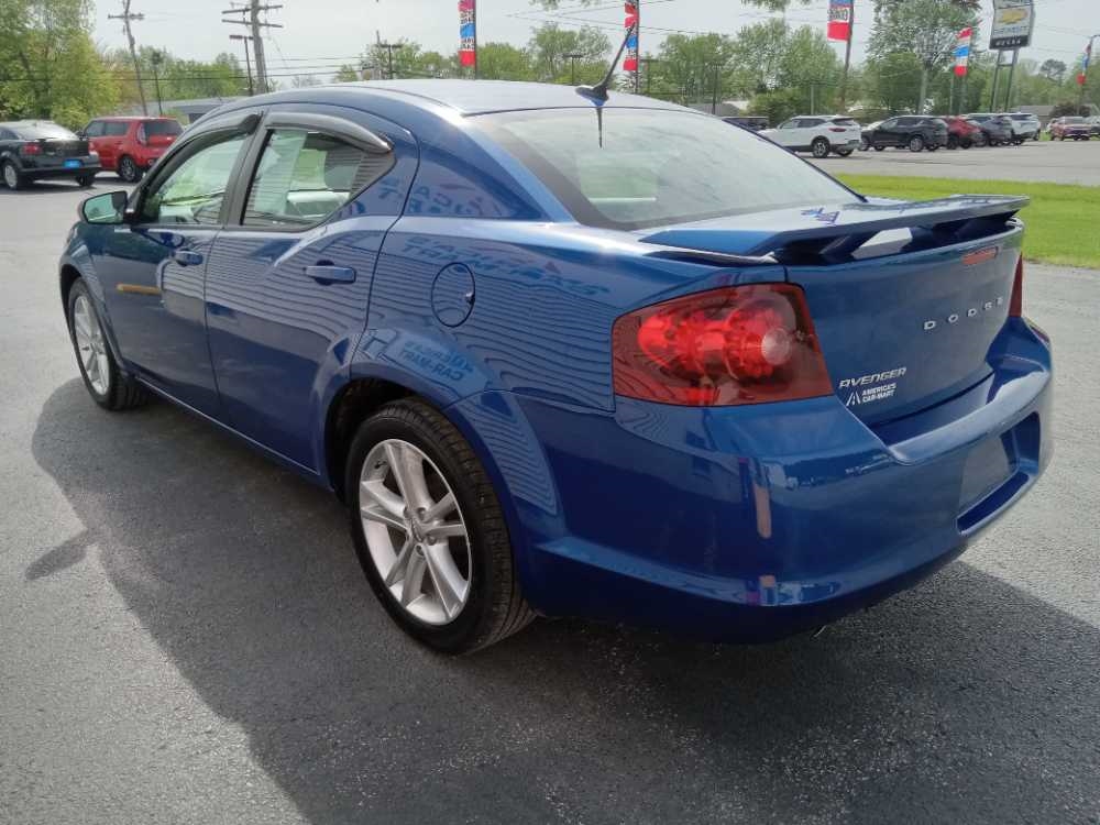 DODGE AVENGER SE