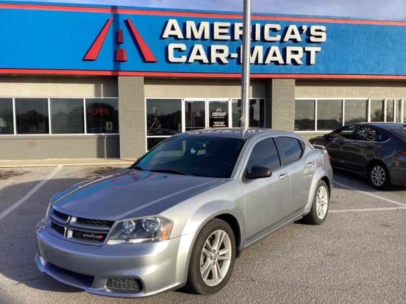 2014 Dodge Avenger SE's photo