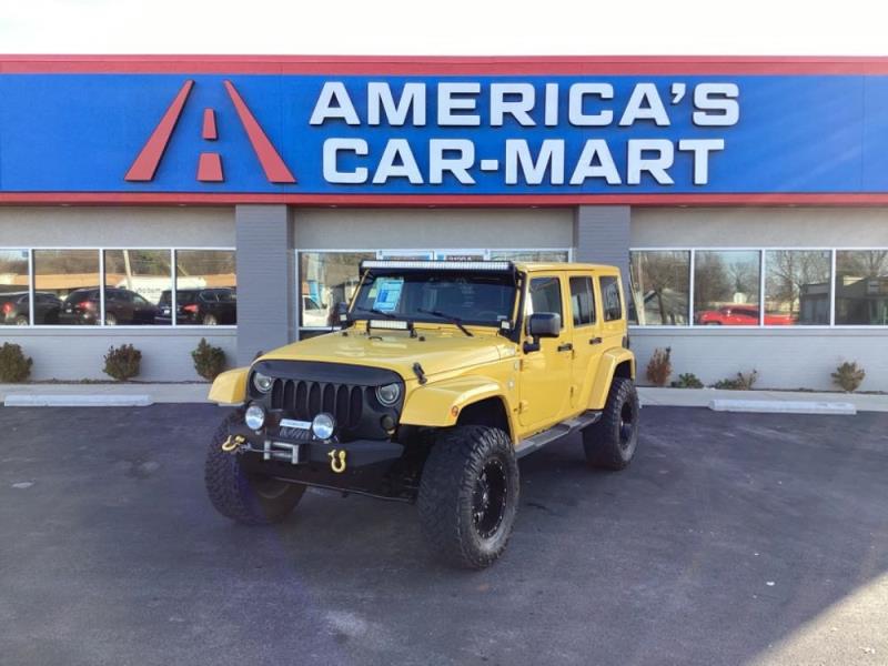 2015 Jeep Wrangler Unlimited Sahara's photo