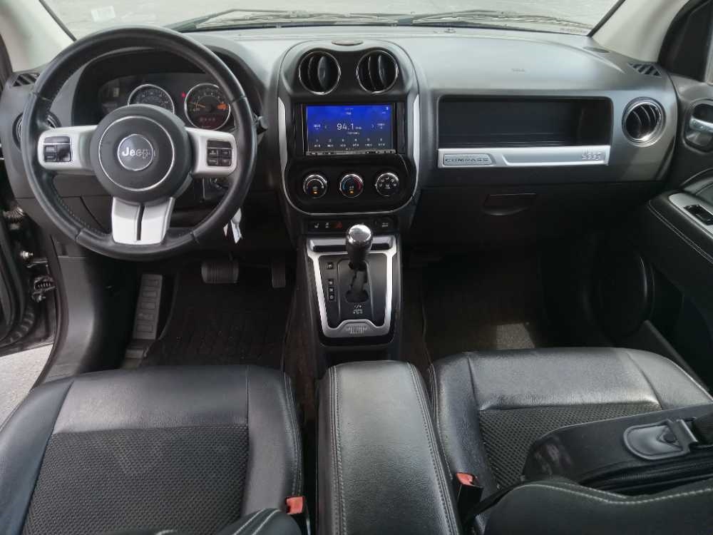 JEEP COMPASS LATITUDE