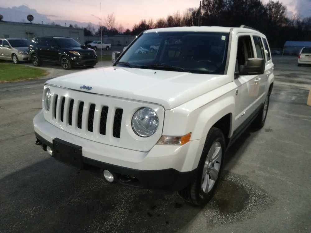 2016 Jeep Patriot Latitude's photo