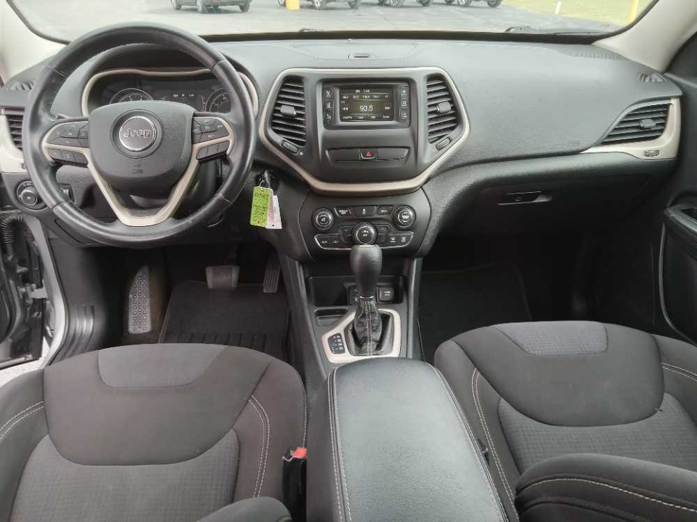 JEEP CHEROKEE LATITUDE