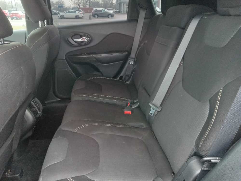 JEEP CHEROKEE LATITUDE