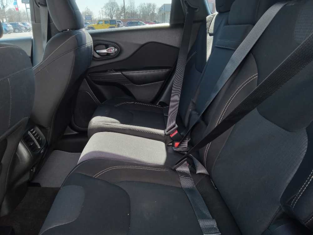 JEEP CHEROKEE LATITUDE